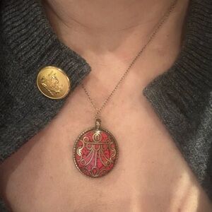 Elegant Red Pendant Necklace